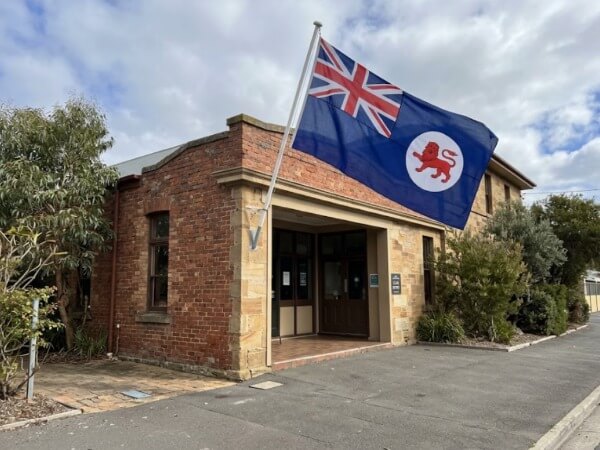 Tasmania’s Pokies Losses Hit $18.1 Million as Cashless Card Inquiry Begins Tasmania’s Pokies Losses Hit $18.1 Million as Cashless Card Inquiry Begins